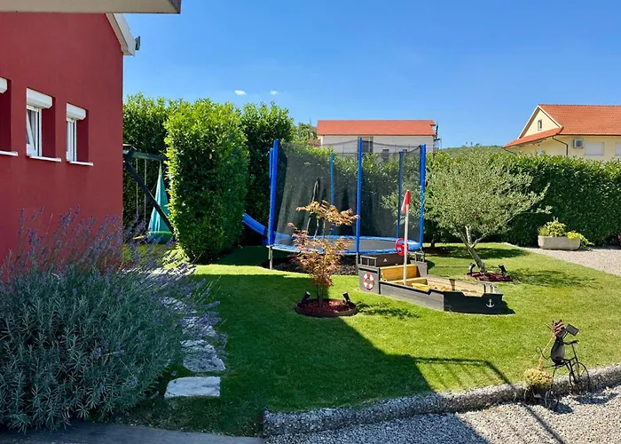 15 Tatil Evi Trilj